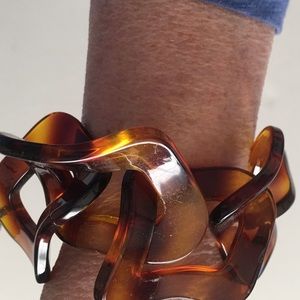 COPY - Big Link Tortoise Plastic Bracelet. Vintage.